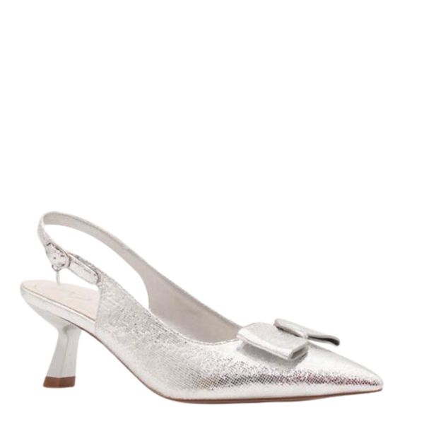 Una Healy promiscuous chrome